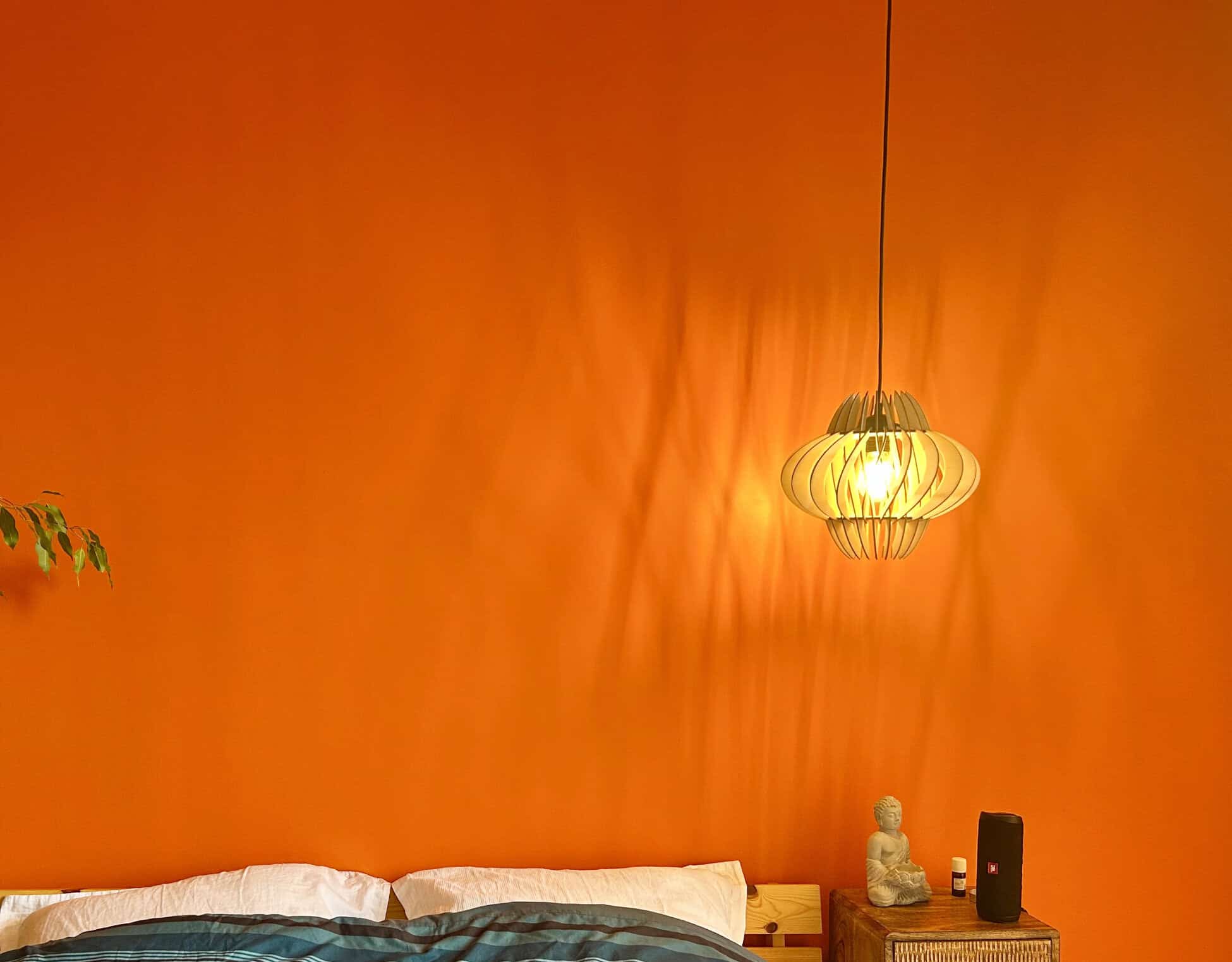 Odette La planète — Luminaire artisanal en bois