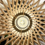 Lampe en bois originale